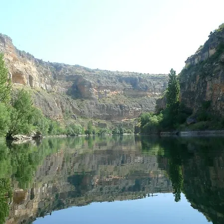 Boutique Hoces Del Duraton ホテル Sebúlcor