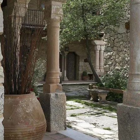 Boutique Hoces Del Duraton ホテル Sebúlcor