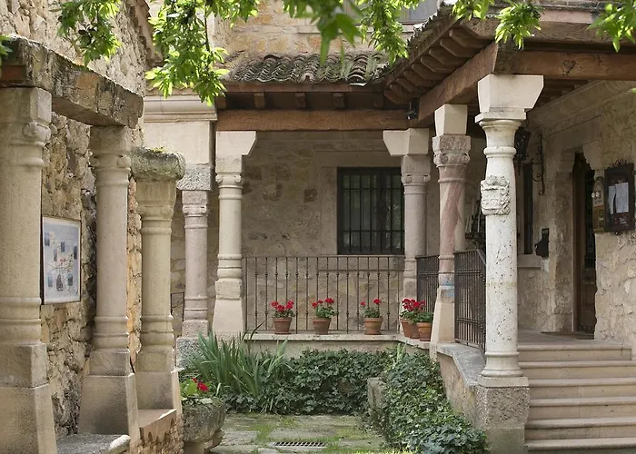 Boutique Hoces Del Duraton 酒店